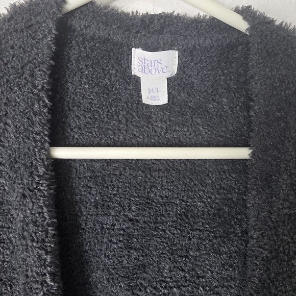 Stars Above Dark Gray Open Cardigan - Picture 5 of 5